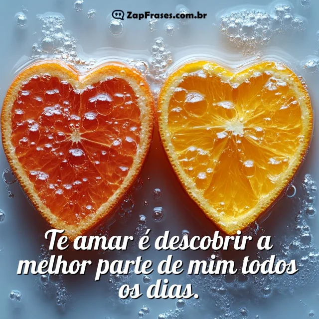 Duplas de laranjas cortadas em forma de coração, destacando amor e romance